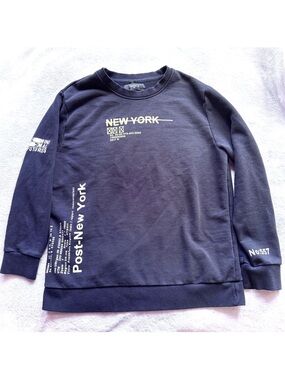 Forever 21 Black Graphic Crewneck Sweater